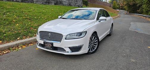 2017 Lincoln MKZ Base