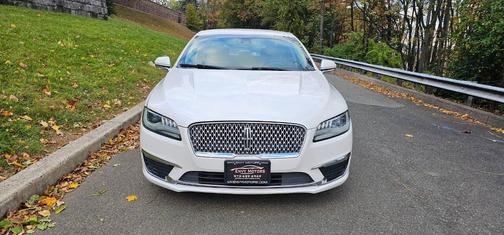 2017 Lincoln MKZ Base