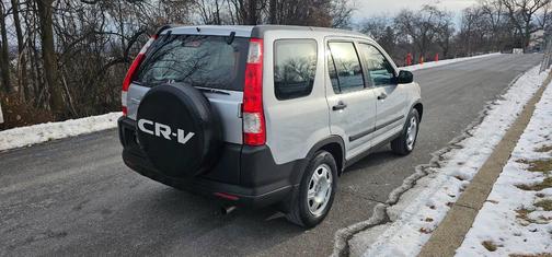 2005 Honda CR-V LX