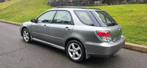 Gray 2007 Subaru Impreza 2.5i