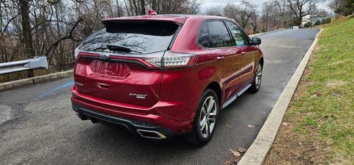 Burgundy 2018 Ford Edge Sport
