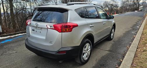 2013 Toyota RAV4 LE
