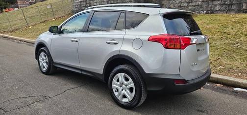2013 Toyota RAV4 LE