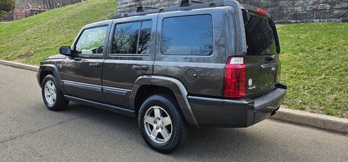 Jeep Green Metallic Clearcoat 2006 Jeep Commander Base