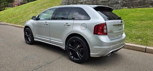 Ingot Silver Metallic 2013 Ford Edge Sport