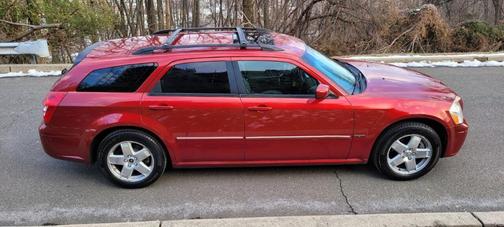 Photo 4 of 27 of 2006 Dodge Magnum R/T