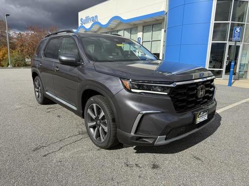 2025 Honda Pilot Touring 8-Passenger
