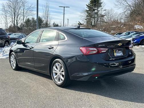 2022 Chevrolet Malibu FWD LT