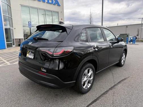2025 Honda HR-V LX