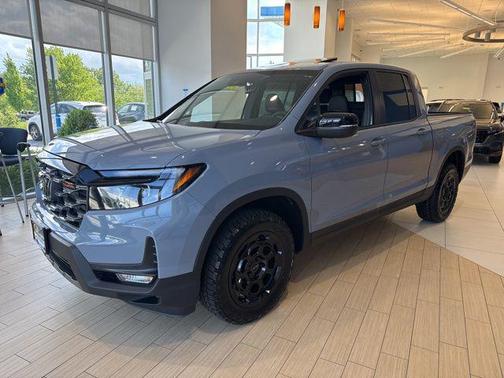 Sonic Gray Pearl 2026 Honda Ridgeline TrailSport+