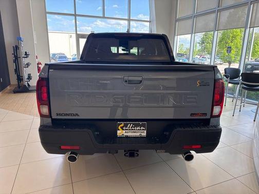 Sonic Gray Pearl 2026 Honda Ridgeline TrailSport+