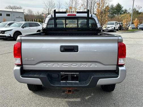 2017 Toyota Tacoma SR