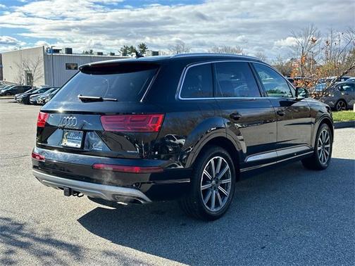 2019 Audi Q7 45 Premium Plus