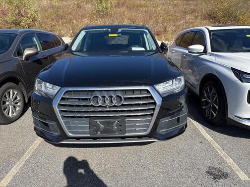 2019 Audi Q7 45 Premium Plus
