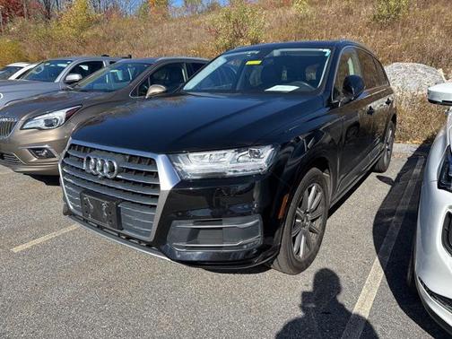 2019 Audi Q7 45 Premium Plus