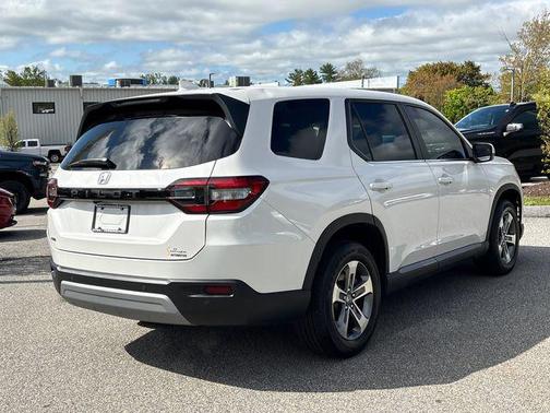 Platinum White Pearl 2025 Honda Pilot EX-L