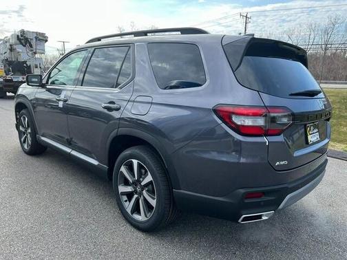 2025 Honda Pilot Elite