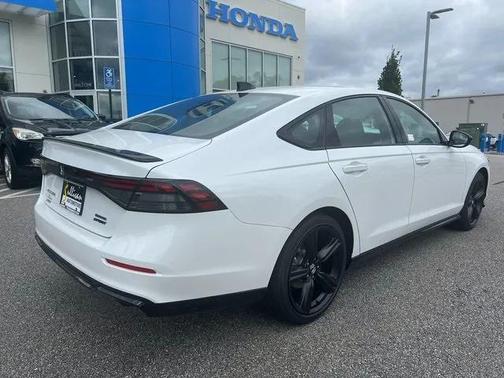 2025 Honda Accord Hybrid Base