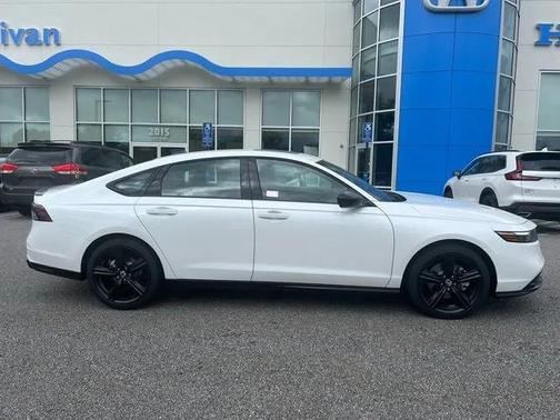 2025 Honda Accord Hybrid Base