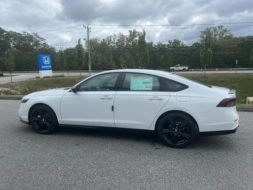 2025 Honda Accord Hybrid Base