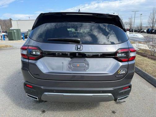 2026 Honda Pilot Touring 8-Passenger