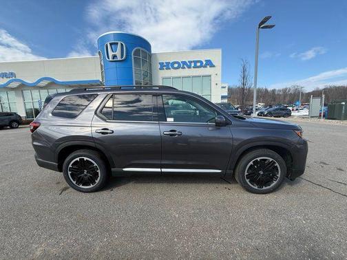 2026 Honda Pilot Touring 8-Passenger