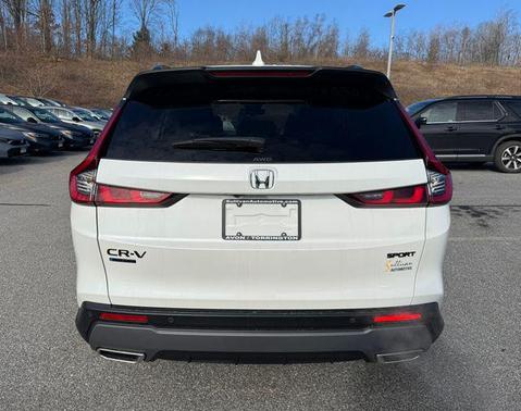 Platinum White Pearl 2026 Honda CR-V Hybrid Sport-L AWD