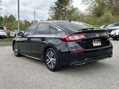 Crystal Black Pearl 2024 Honda Civic LX