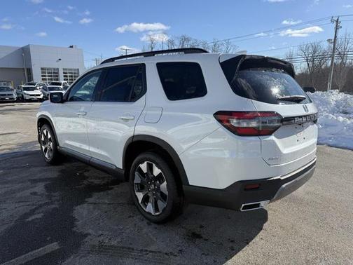 2026 Honda Pilot Touring 8-Passenger