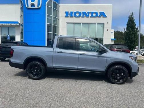 2025 Honda Ridgeline Black