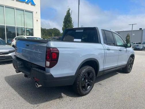 2025 Honda Ridgeline Black
