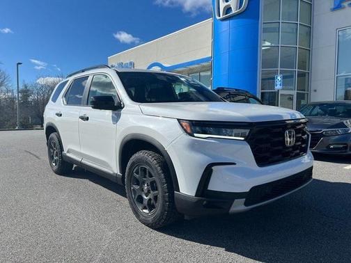 2025 Honda Pilot TrailSport