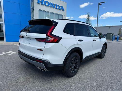 Platinum White Pearl 2026 Honda CR-V Hybrid TrailSport AWD
