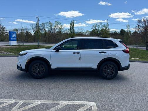Platinum White Pearl 2026 Honda CR-V Hybrid TrailSport AWD