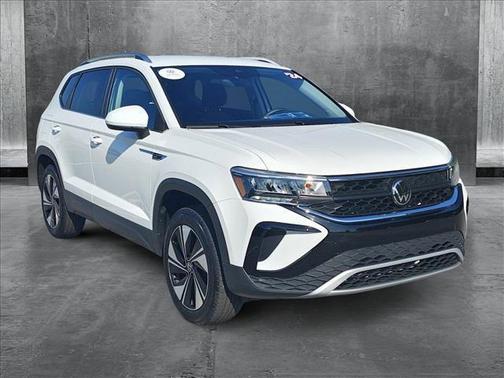 2024 Volkswagen Taos 1.5T SE