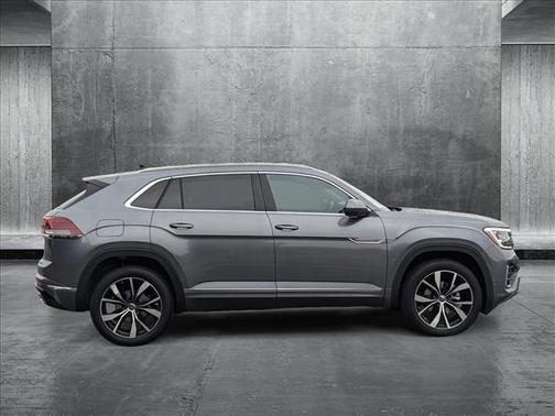 2025 Volkswagen Atlas Cross Sport 2.0T SEL Premium