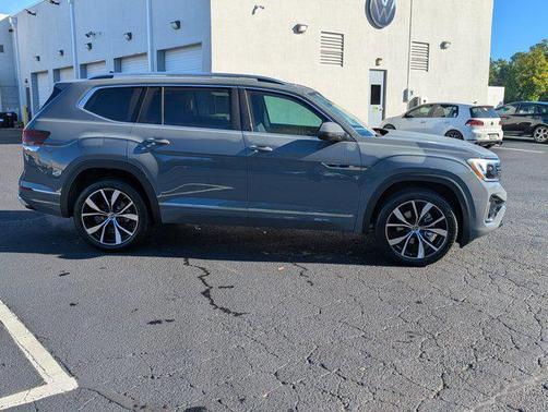 2026 Volkswagen Atlas 2.0T SEL Premium R-Line 4MOTION