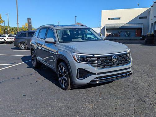 2026 Volkswagen Atlas 2.0T SEL Premium R-Line 4MOTION