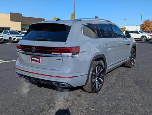 2026 Volkswagen Atlas 2.0T SEL Premium R-Line 4MOTION
