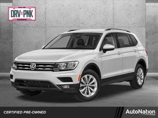 Photo 1 of 2 of 2021 Volkswagen Tiguan 2.0T SE
