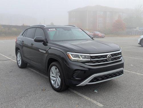 2022 Volkswagen Atlas Cross Sport 2.0T SE w/Technology
