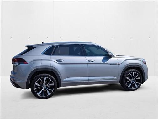 2026 Volkswagen Atlas Cross Sport 2.0T SEL Premium