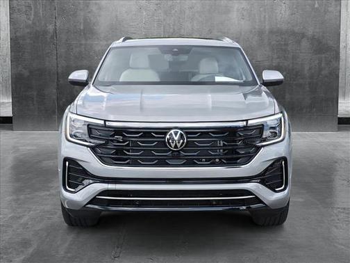 2025 Volkswagen Atlas Cross Sport 2.0T SEL Premium