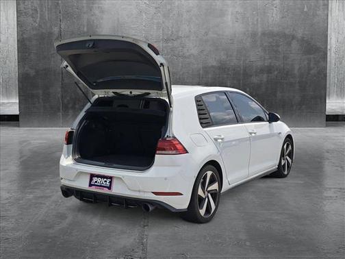 2018 Volkswagen Golf GTI 2.0T S 4-Door