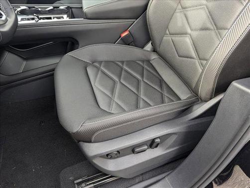 2025 Volkswagen Atlas Cross Sport 2.0T SE w/Technology 4MOTION