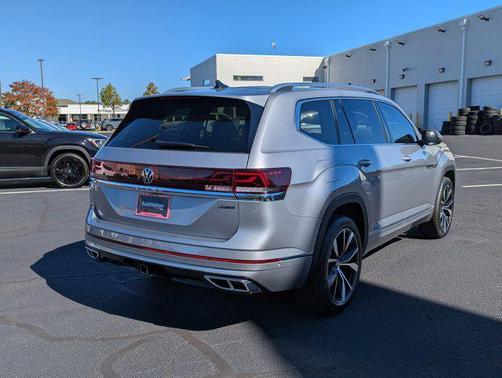 2026 Volkswagen Atlas 2.0T SEL Premium R-Line 4MOTION