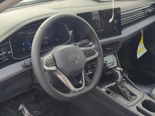 2025 Volkswagen Jetta 1.4T SE