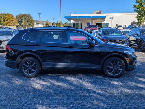 2022 Volkswagen Tiguan 2.0T SE 4MOTION