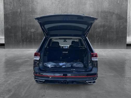 2025 Volkswagen Atlas 2.0T SEL Premium R-Line 4MOTION
