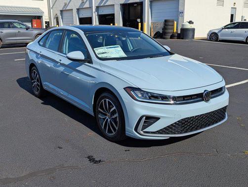 2026 Volkswagen Jetta 1.4T SE